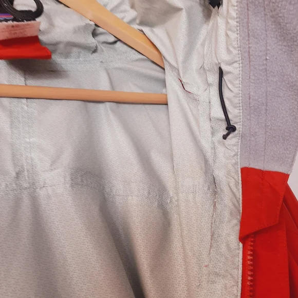 Patagonia Windbreaker - Picture 12 of 17